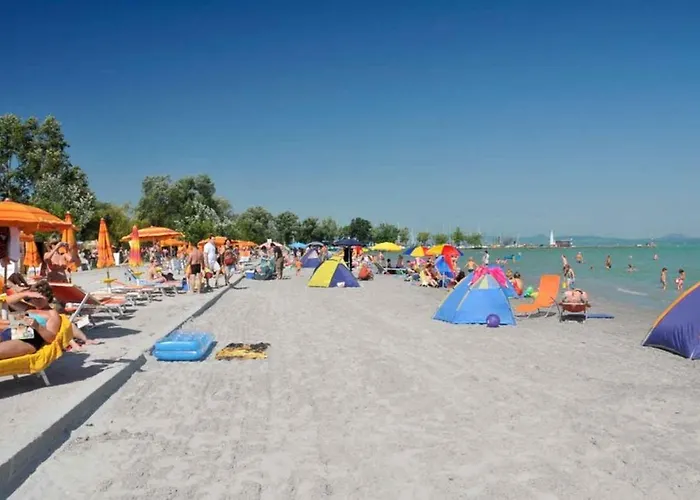 In - Balaton 19185 Daire